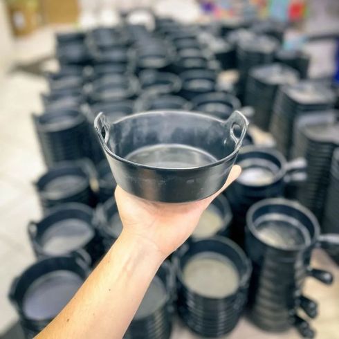 8180045000001-mini-panela-de-melamina-para-servir-18-5x17-2x8-5cm-dcasa -1-